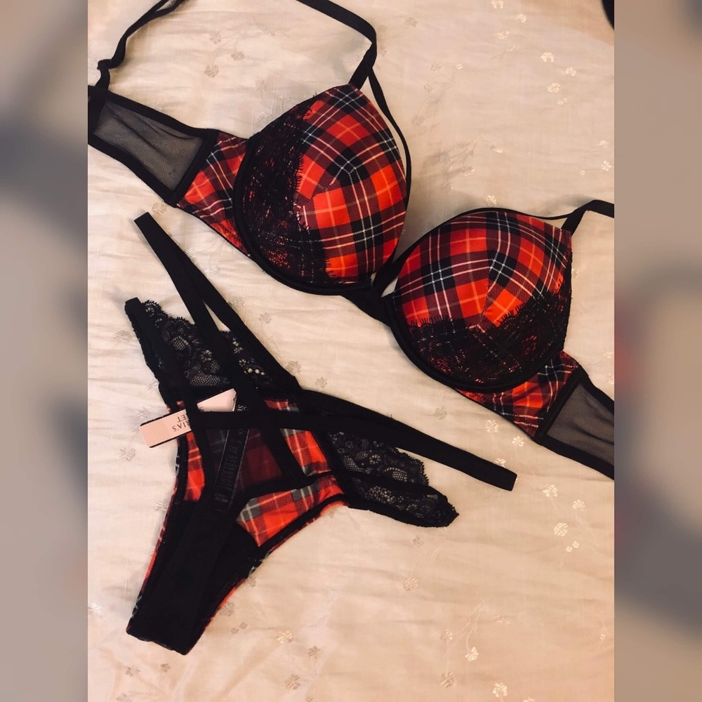 Victoria's Secret Very Sexy Plaid Push Up